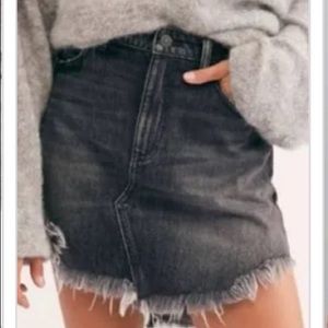 FREE PEOPLE MAVERICK DISTRESSED DENIM SKIRT SIZE 26 WASHED OUT BLACK